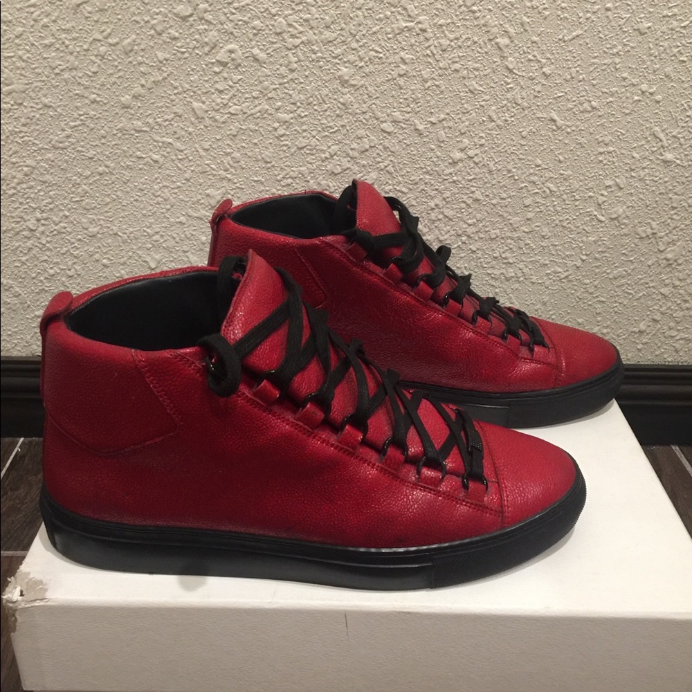 Balenciaga Stingray Red high tops size 42